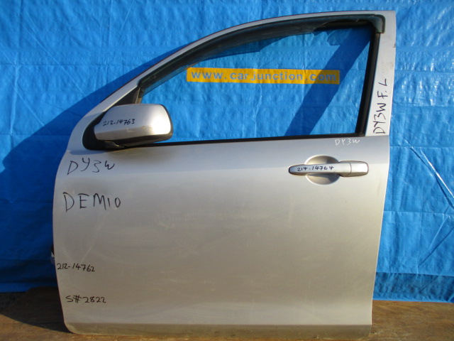 Used Mazda Demio WINDOW GLASS FRONT LEFT